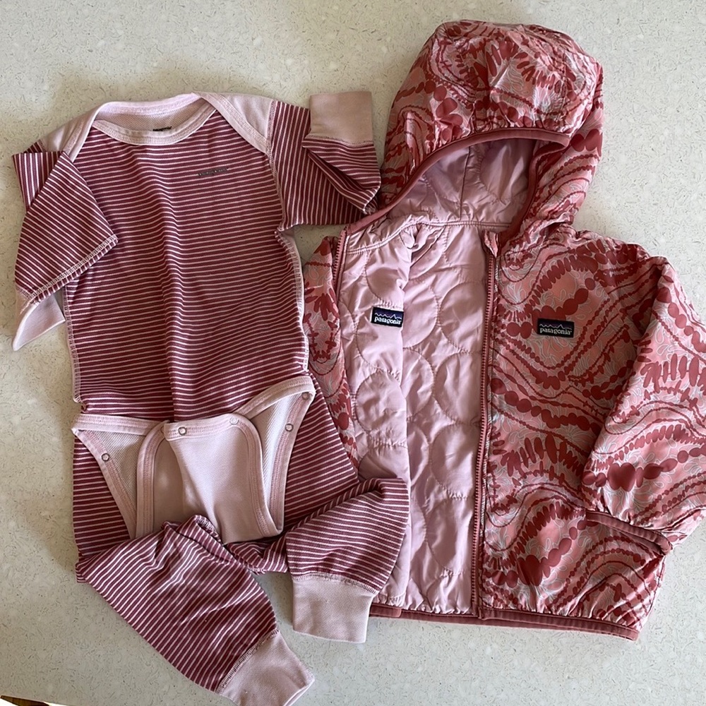 Toddler Girls Patagonia Jacket and Capilene Base Layer 18/24 months